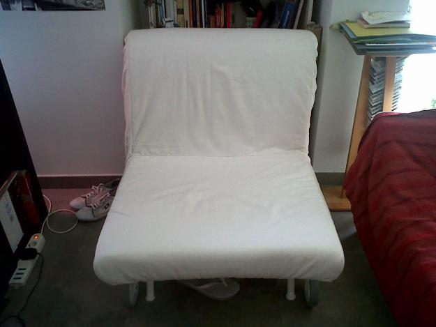 VENDO SILLON CAMA COLOR BLANCO