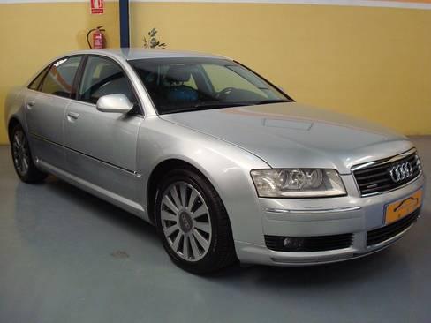 Audi A8 3.7 QUATTRO TIPTRONIC