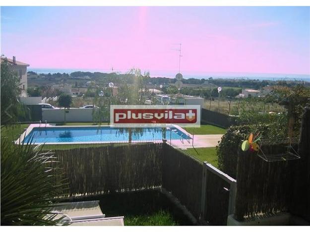 Casa en Vilanova i la Geltrú, la Collada, seminueva, terraza 20m2, vistas al MAR.