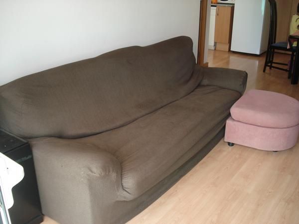 SOFA DE 4 PLAZAS CON POUF 80E TRANSPORTE INCLUIDO