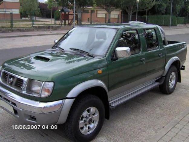 Venta de coche Nissan NAVARA PICK UP 2.5 '00 en Logroño