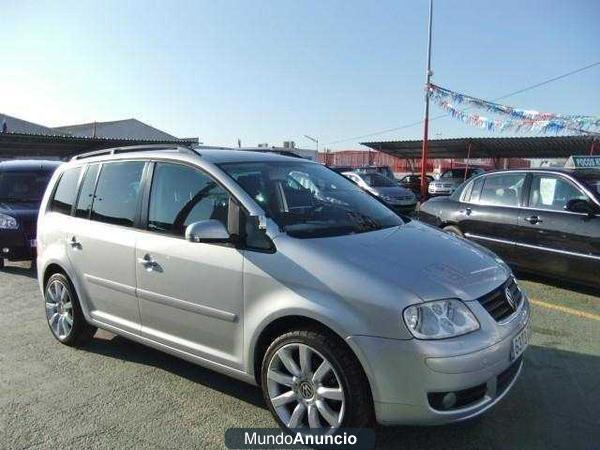 Volkswagen Touran 1.9 TDI Advance DSG