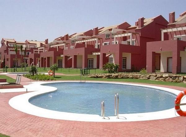 3b  , 3ba   in Sotogrande,  Costa de la  Luz   - 385000  EUR