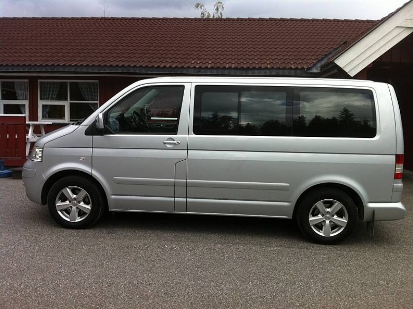 Furgonettes Volkswagen Multivan 174HK 4Motion