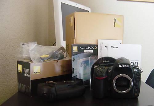 Nikon D700 D-SLR Body NUEVO