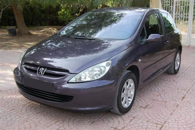 Venta de Peugeot 307 XS HDI 90CV '02 en Bétera