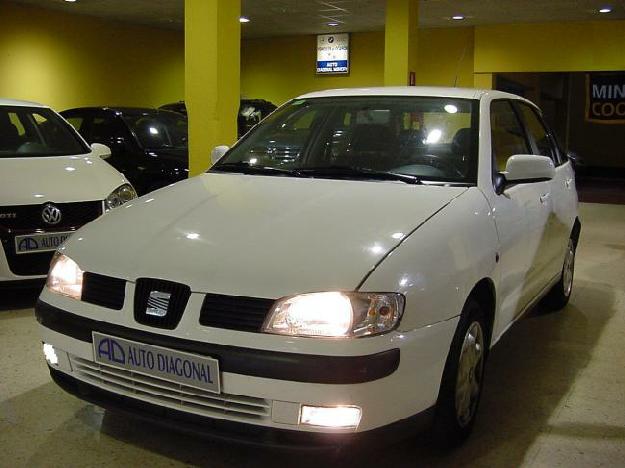 Seat Ibiza del año 1999 en Barcelona