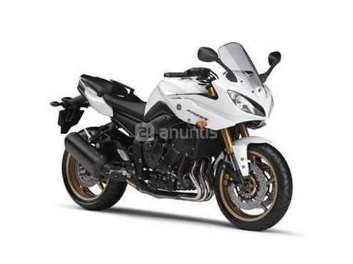 YAMAHA FZ8 S