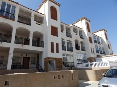 Apartamento con 2 dormitorios se vende en Punta Prima, Costa Blanca