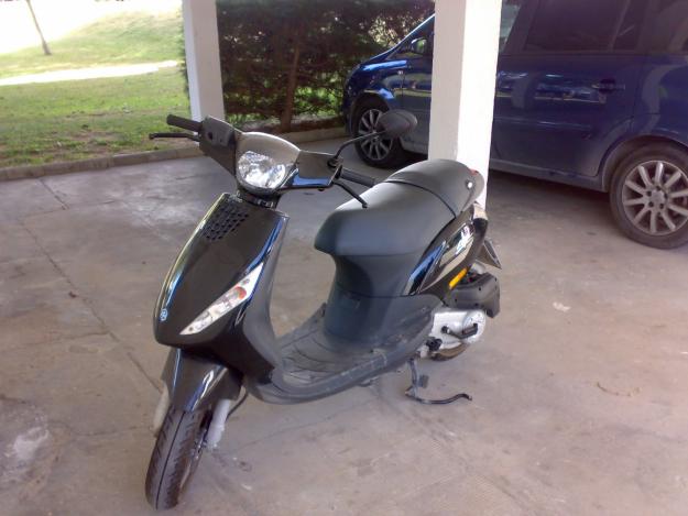 SE VENDE PIAGGIO ZIP 4-T DE 450 C.C