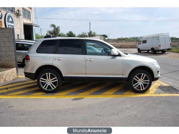 Volkswagen Touareg 3.0TDI Indiv. Tip.XENON-LLAN