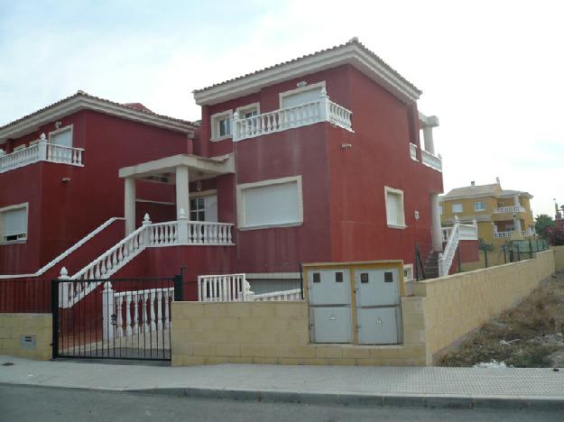 Casa adosada en Montepinar(urbanización)