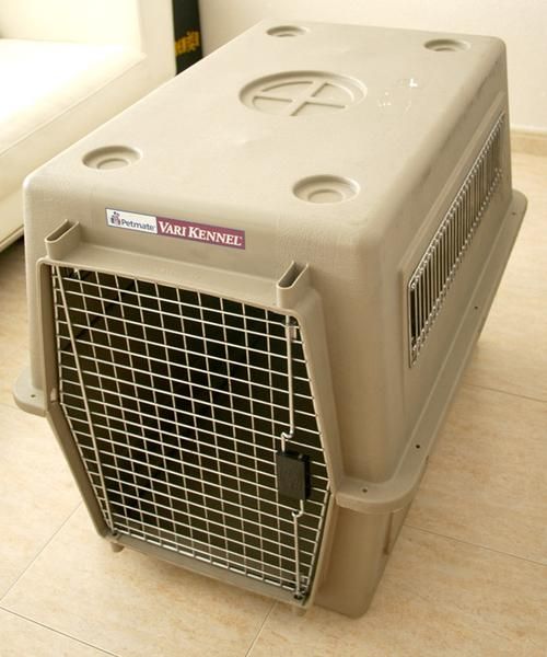 Vendo 2  TRANSPORTINES PETMATE VARI KENNEL LARGE (grande)