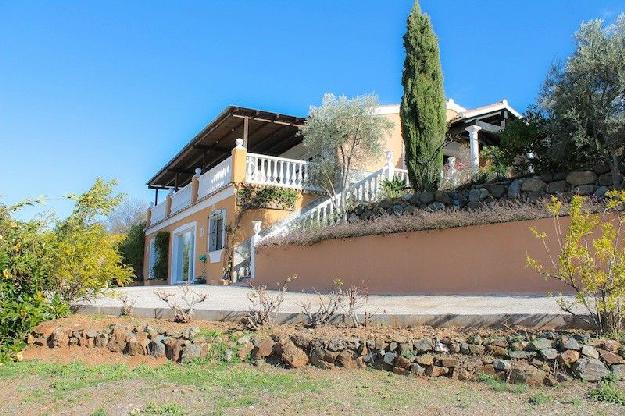 Chalet en venta en Guaro (Coin), Málaga (Costa del Sol)