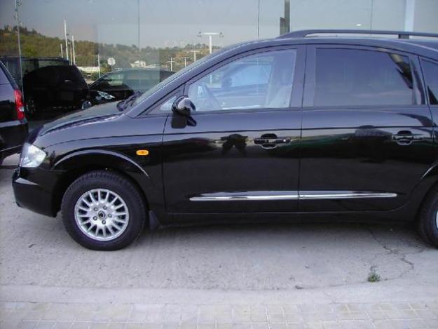 Comprar coche Ssangyong Rodius 270 Xdi Limited '07 en Barcelona