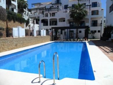 Apartamento con 4 dormitorios se vende en Marbella, Costa del Sol