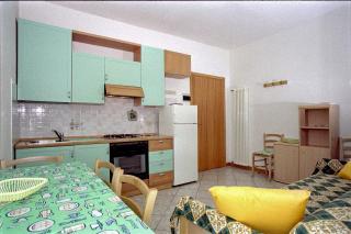 Apartamento : 3/6 personas - vistas a mar - ravena  emilia-romana  italia