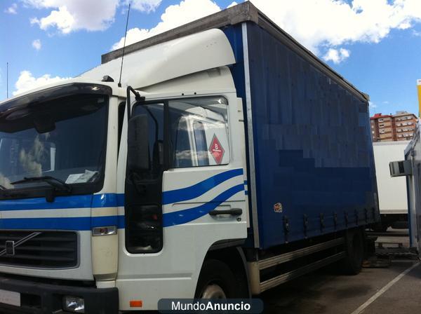 CAMION VOLVO FL615 B250