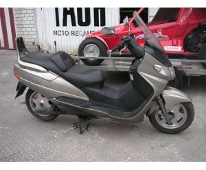 Suzuki Burgman 250 por piezas