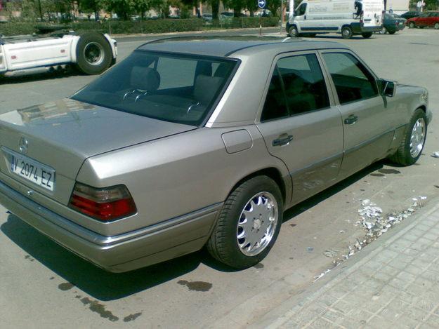 VENDO MERCEDES 3OOD- TURBO - 6 CIL- AÑO 1995