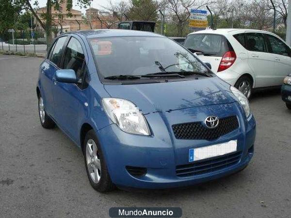 Toyota Yaris 1.3 VVT-i  RE-ESTRENO