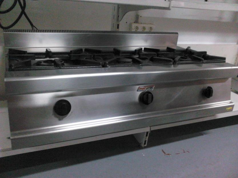 Cocina profesional 3 fuegos MacFrin