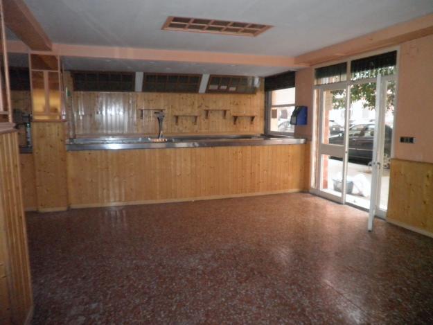 VENDO BAR CON LICENCIA 85M2 VALENCIA CAPITAL 150000€ TF 667715456