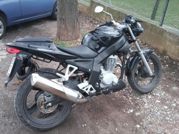 Vendo Moto Daelim Roadwin 125F1