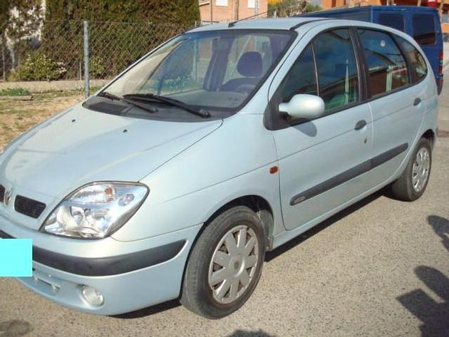 RENAULT SCENIC EXPRESSION  1.600 16 V (2002). 4.300