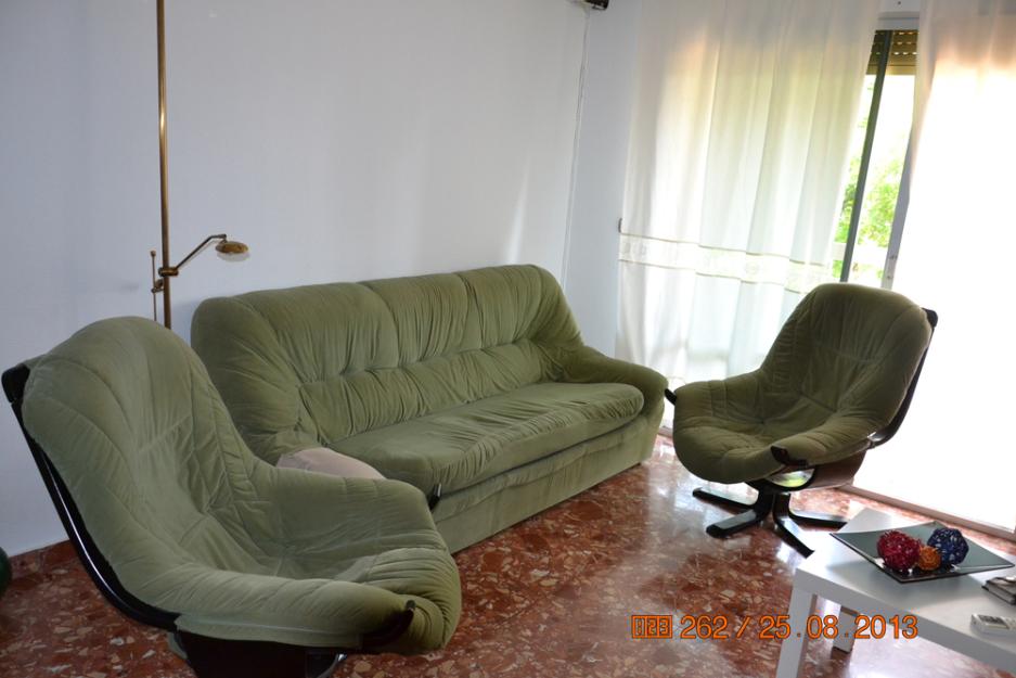 Sofa y sillones giratorios. bajado precio