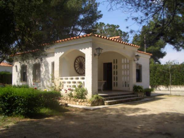 Vendo  Chalet en Montserrat( Valencia)