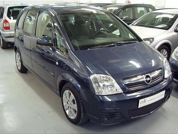 Venta de coche Opel Meriva 1.7 Cdti Enjoy '06 en Madrid