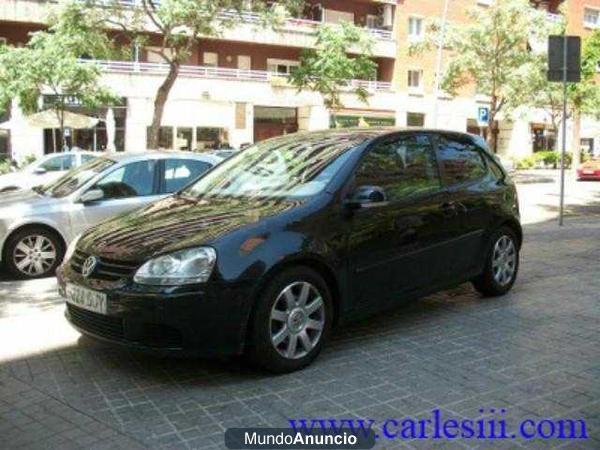 Volkswagen Golf 1.6 Sportline  CLIMATIZADOR B