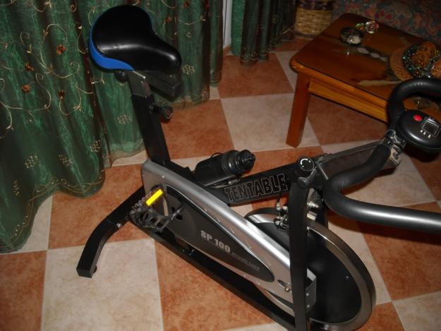 VENDO BICICLETA ESTATICA DE SPINNINP MUY BARATA.