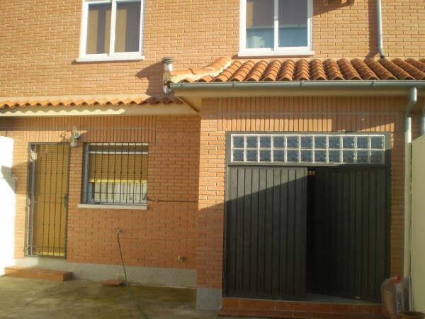 urge venta de chalet en portillo de toledo. precio negociable