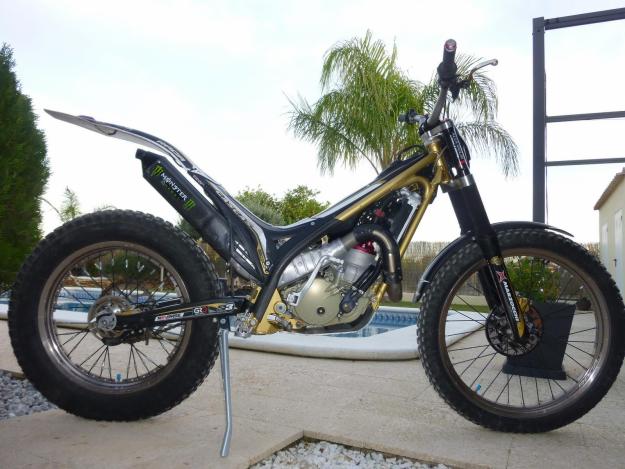 Vendo gas gas raga 300cctrial  finales 2009