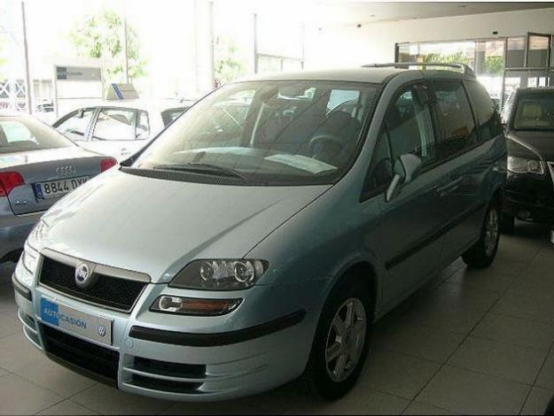 Venta de coche Fiat Ulysse 2.2 Jtd E.plus '06 en Murcia