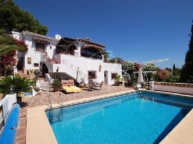 Chalet con 4 dormitorios se vende en Moraira, Costa Blanca