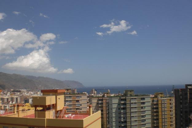 VENDEMOS PRECIOSO ATICO CON VISTAS AL MAR SANTA CRUZ DE TENERIFE