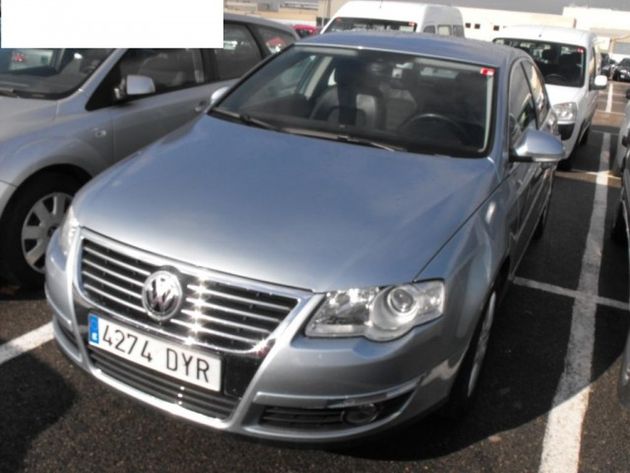 VOLKSWAGEN Passat 2.0TDI Sportline