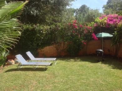 Apartamento con 3 dormitorios se vende en Marbella, Costa del Sol