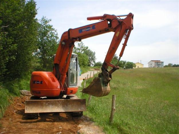 Se vende FIAT KOBELCO S 75 V