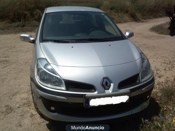 Se vende Renault Clio