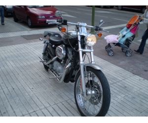 HARLEY DAVIDSON SPORSTER 883