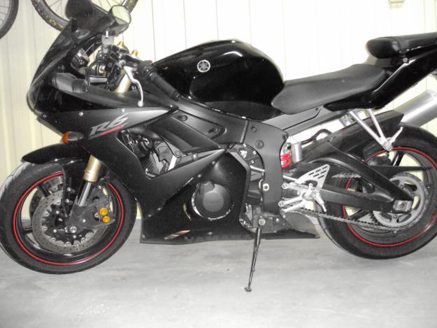 URGE VENDE YAMAHA R6