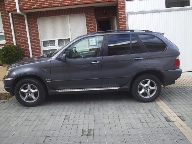 BMW X5 3.0D AUT COMO NUEVO, URGE , ACEPTO COCHE