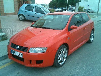 FIAT STILO SCHUMACHER 1.9 JTD 16 V (MULTIJET) - Granada