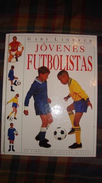 Jovenes futbolistas