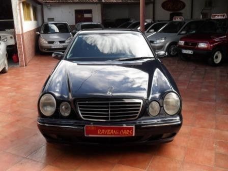 MERCEDES-BENZ E 320 CDI AVANTGARDE - Murcia