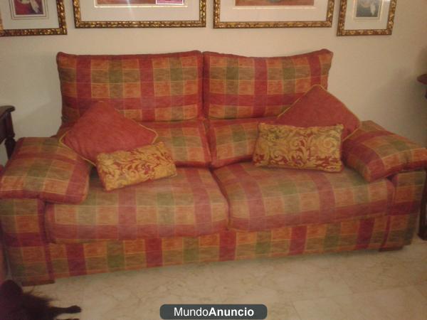 Sofa de 3 plazas en perfecto estado